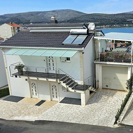 Apartmani Barnjak Трогир Экстерьер фото
