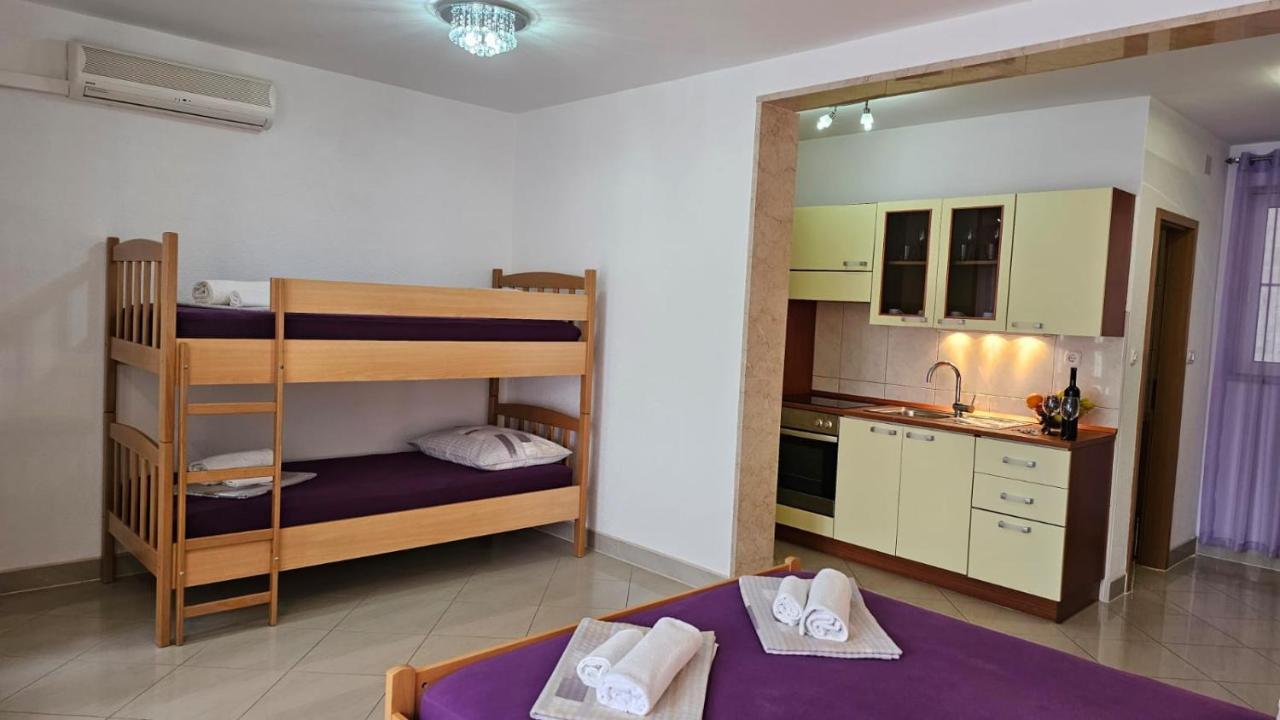 Apartmani Barnjak Трогир Экстерьер фото