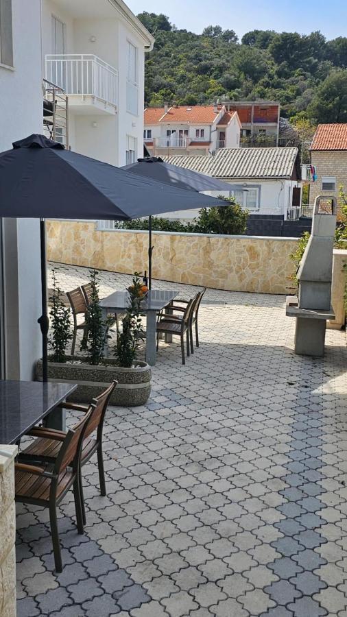 Apartmani Barnjak Трогир Экстерьер фото